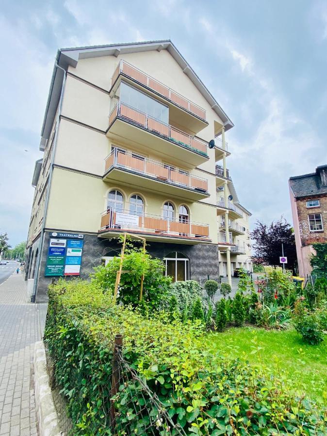Apartamenty Teatralne Gorzów Wielkopolski Exterior foto